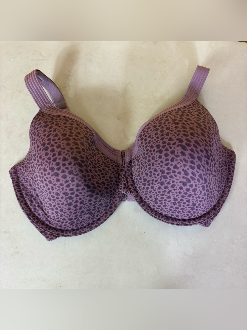 Olga Disappearing Act Animal Print Bra 38DD Purple Underwire 35183